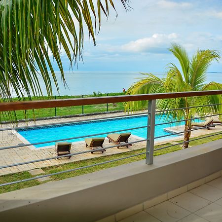 Riva Bella Lägenhet Port Louis Exteriör bild
