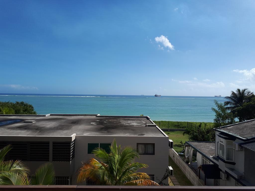 Riva Bella Lägenhet Port Louis Exteriör bild